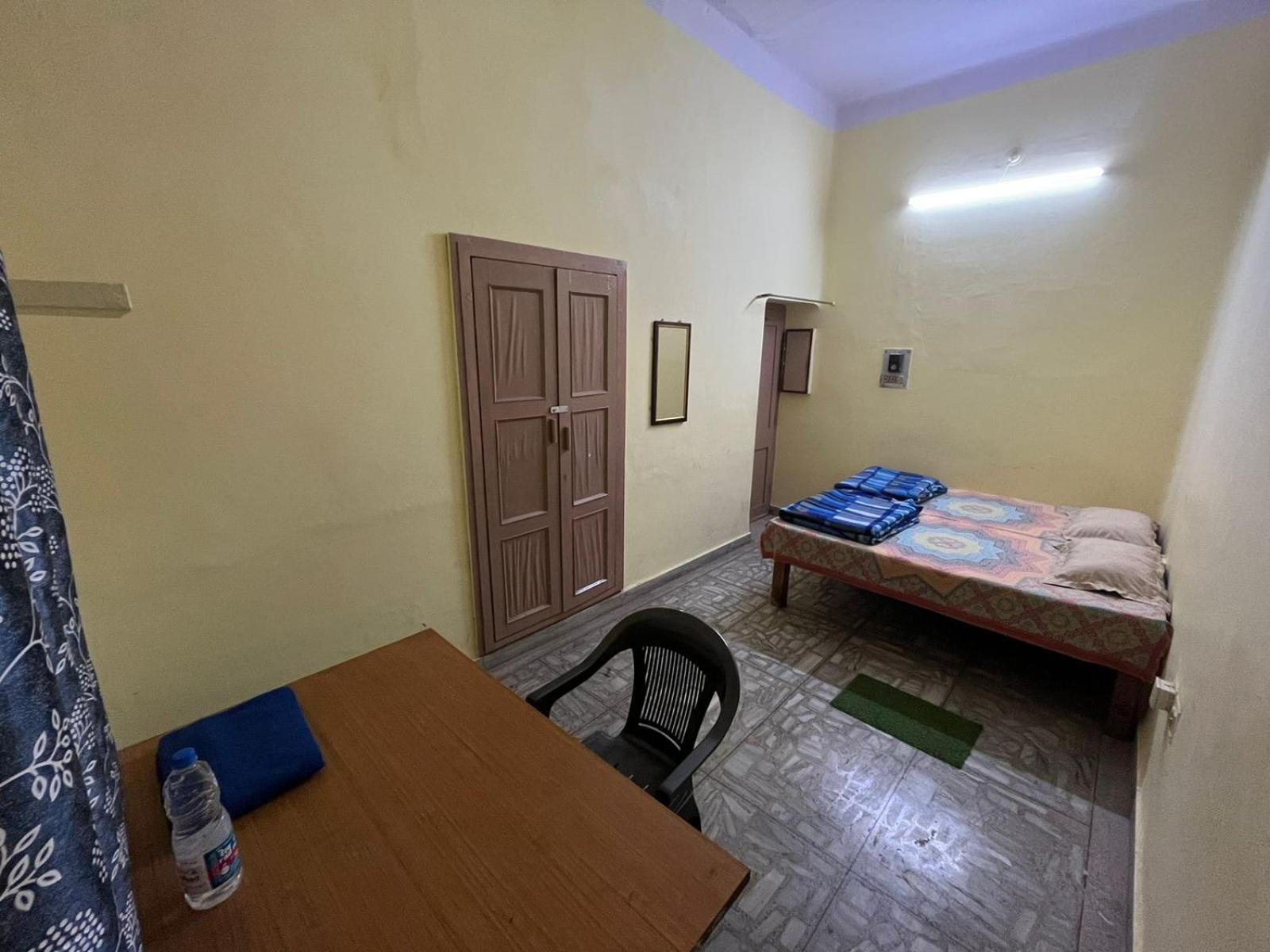 Vishwa Deva Homestay فاراناسي المظهر الخارجي الصورة