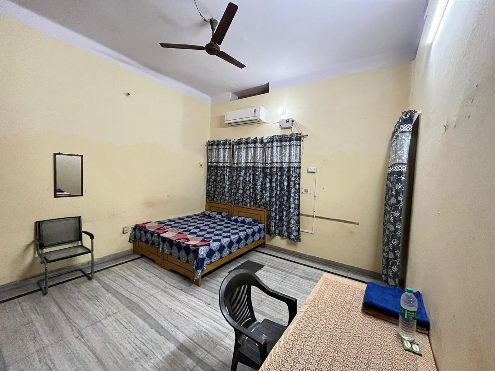 Vishwa Deva Homestay فاراناسي المظهر الخارجي الصورة