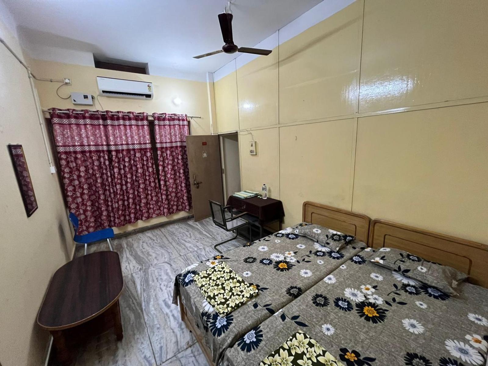 Vishwa Deva Homestay فاراناسي المظهر الخارجي الصورة
